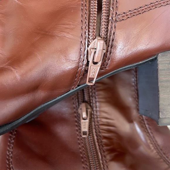 ANN MARINO Women's Carrie Boot Camel/Cognac Ankle Slim Silhouette Sq. Toe‎ 8.5 - Picture 10 of 15